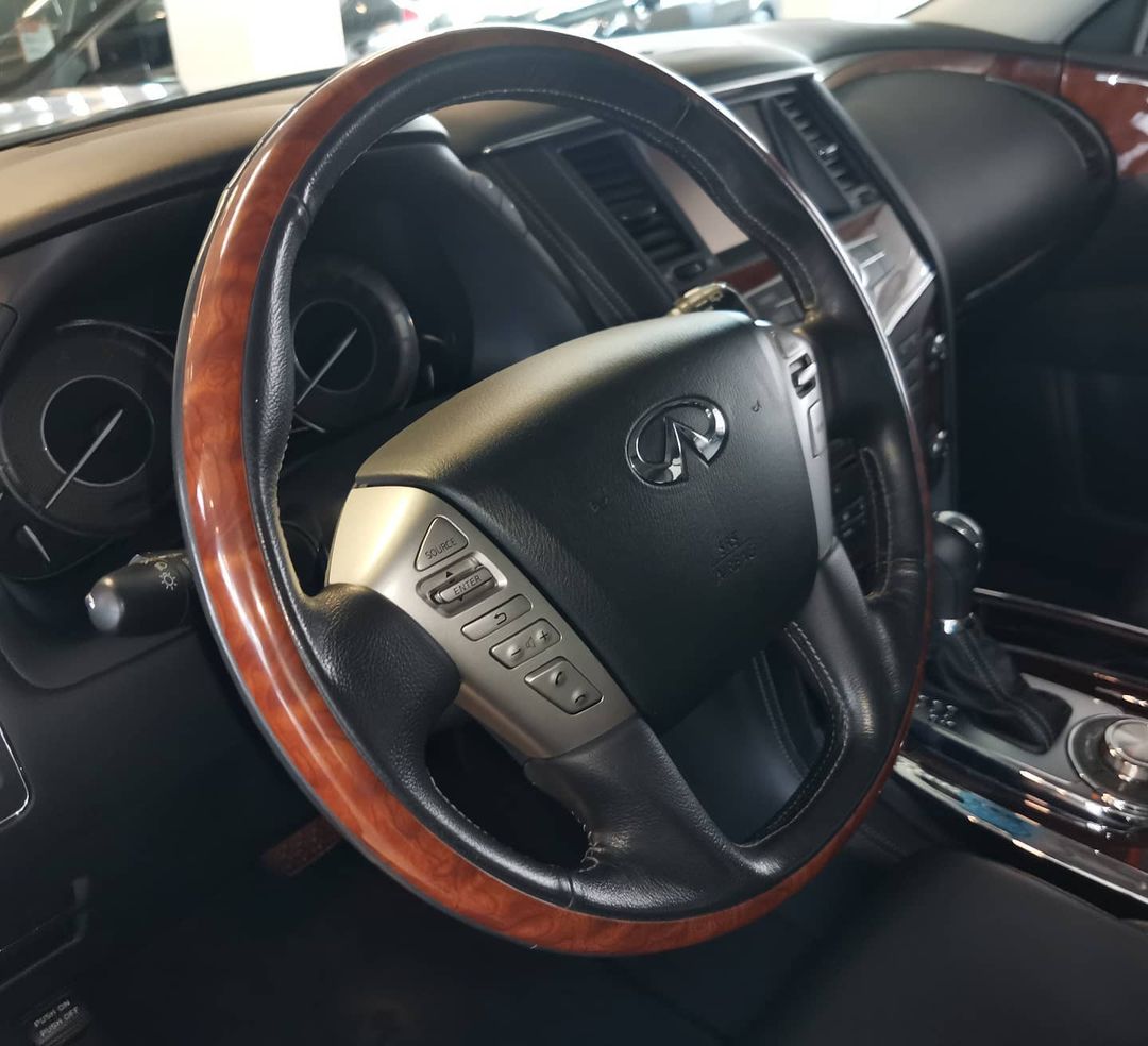 Осмотр Infiniti QX80 2017 г.в. 103.646 км.